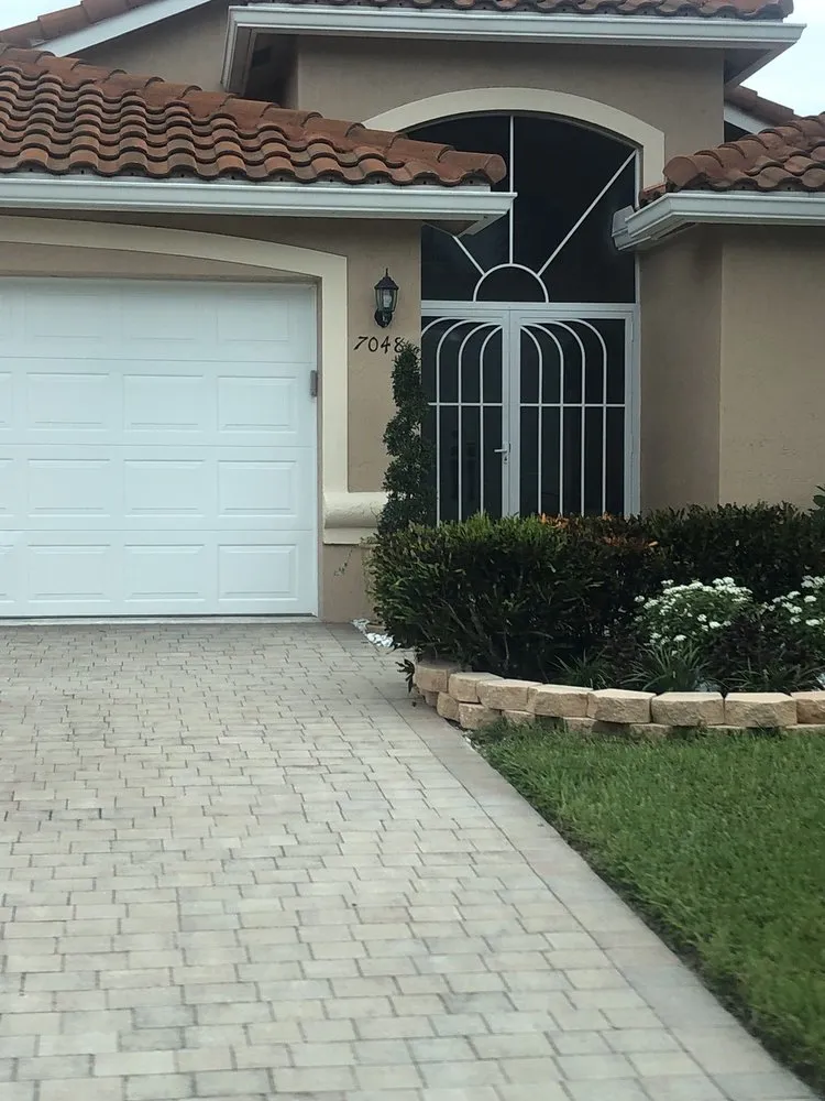 Professional outdoor landscaping in Lake Worth, FL - Top Cut Lawn Services