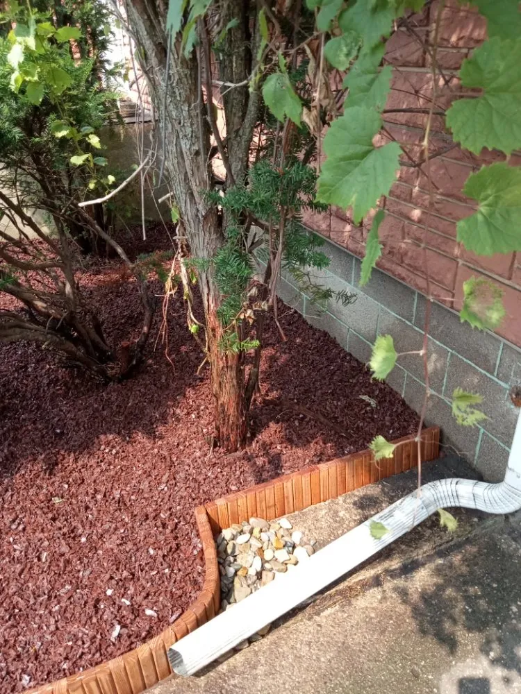 Expert garden landscaping experts serving Gary, IN - Top Cuts Landscaping