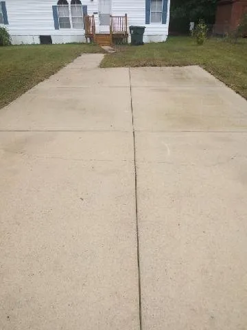 Local yard maintenance for outdoor upgrades across Toano, VA - Top Dawg Exterior