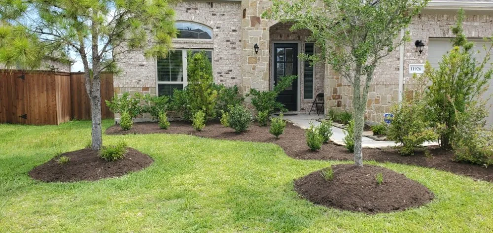 Top-rated landscape installation experts serving Houston, TX - Top Dog Lawn Maintenance