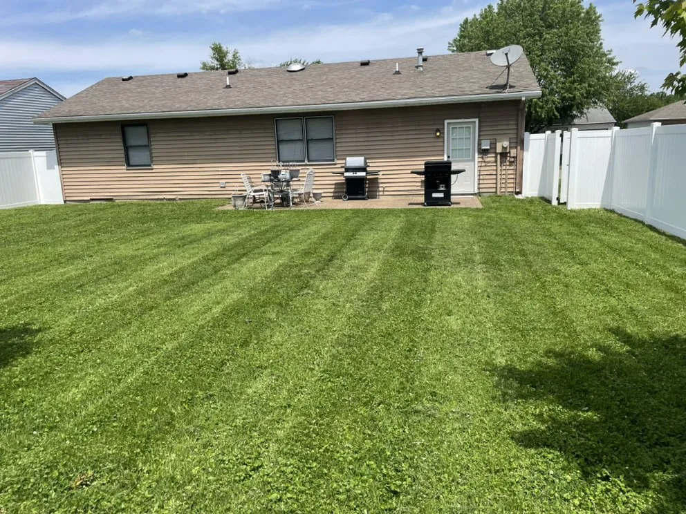 Reliable landscape design for homes in Evansville, IN by Top Grass Lawn Care