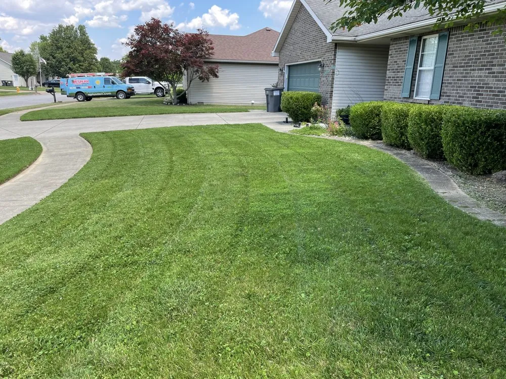 Expert residential landscaping in Evansville, IN by Top Grass Lawn Care