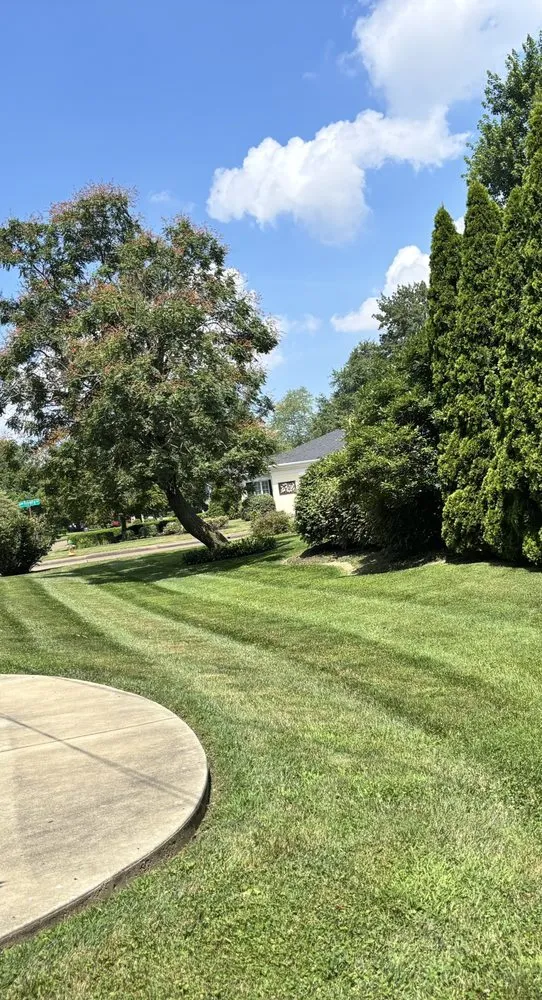 Reliable outdoor landscaping in Evansville, IN by Top Grass Lawn Care