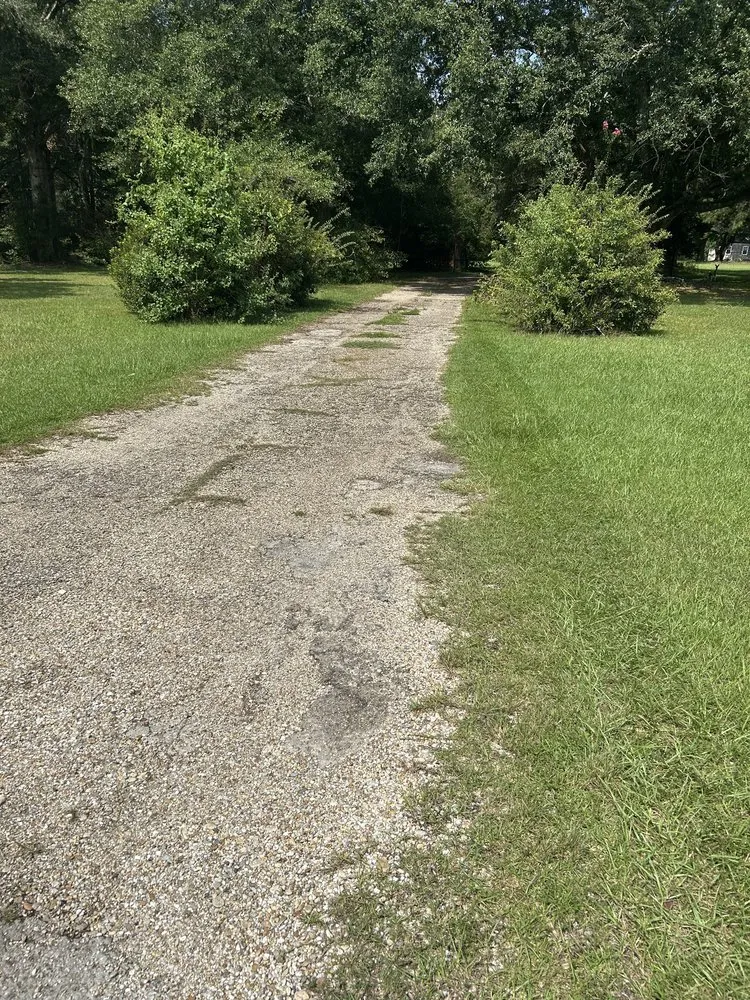 Reliable outdoor landscaping in Madisonville, LA by Top Green Maintenance
