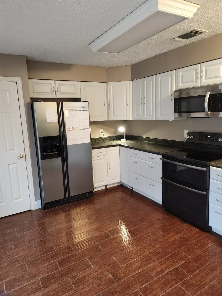 Local lawn mowing service in San Antonio, TX - Top Gun Cleaners