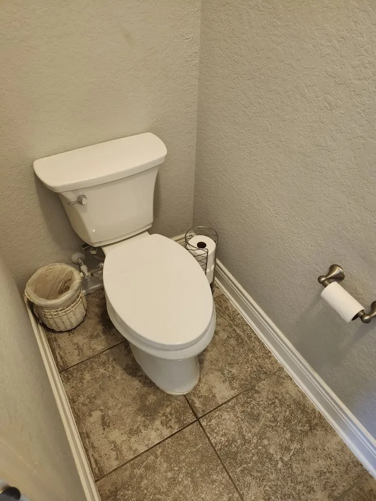 Affordable residential landscaping for homes in San Antonio, TX by Top Gun Cleaners