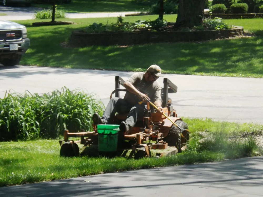 Expert landscaping services in Chicago Heights, IL by Top Gunn Landscape,