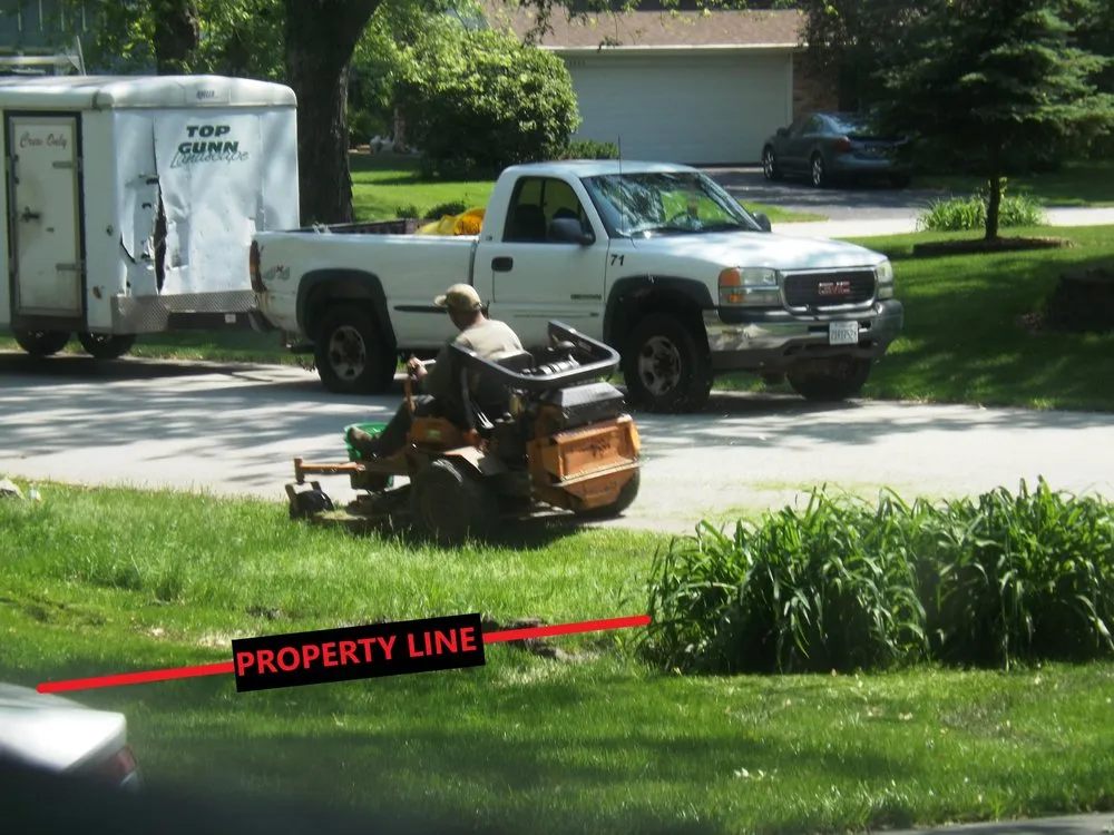 Custom yard maintenance in Chicago Heights, IL - Top Gunn Landscape,