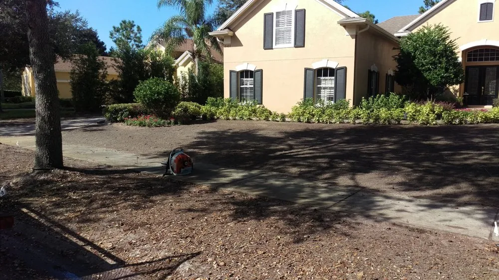 Trusted lawn mowing service in Windermere, FL - Top Gunn Lawn Care
