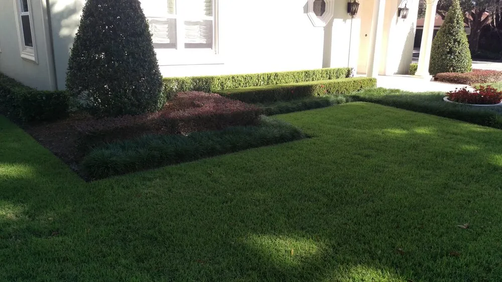 Local landscape design in Windermere, FL by Top Gunn Lawn Care