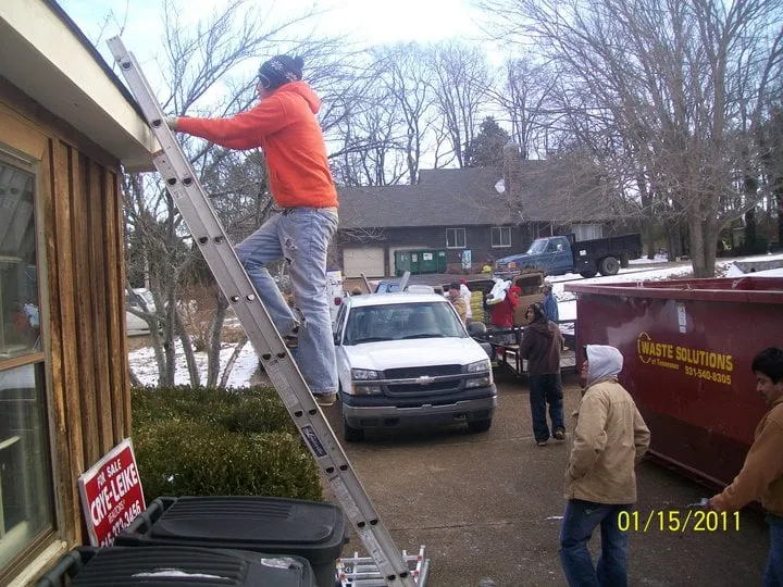 Trusted yard cleanup service in Columbia, TN - Top Hat Property Service