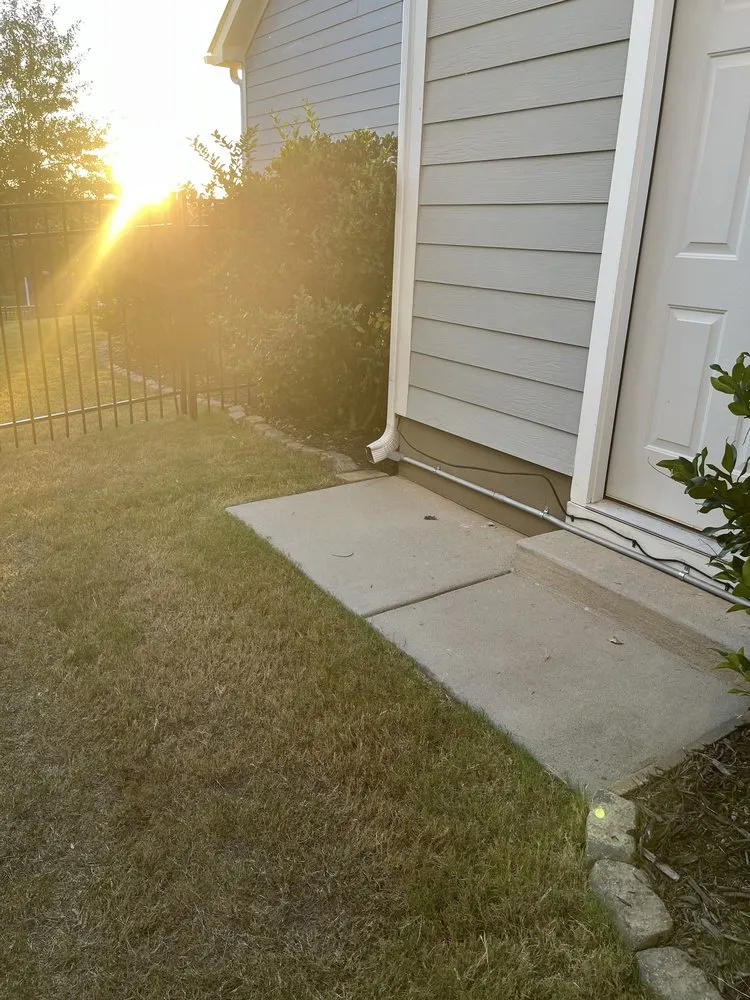 Affordable yard maintenance in Gastonia, NC - Top Home & Landscape