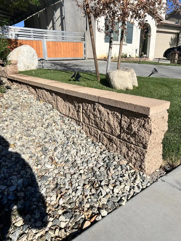Professional outdoor landscaping experts serving Hesperia, CA - Top Landscape