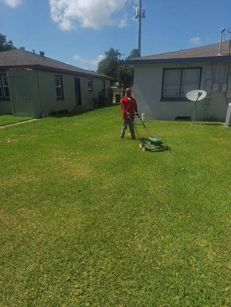 Top-rated landscape design with custom design in Texas City, TX by Top Line Lawn Care