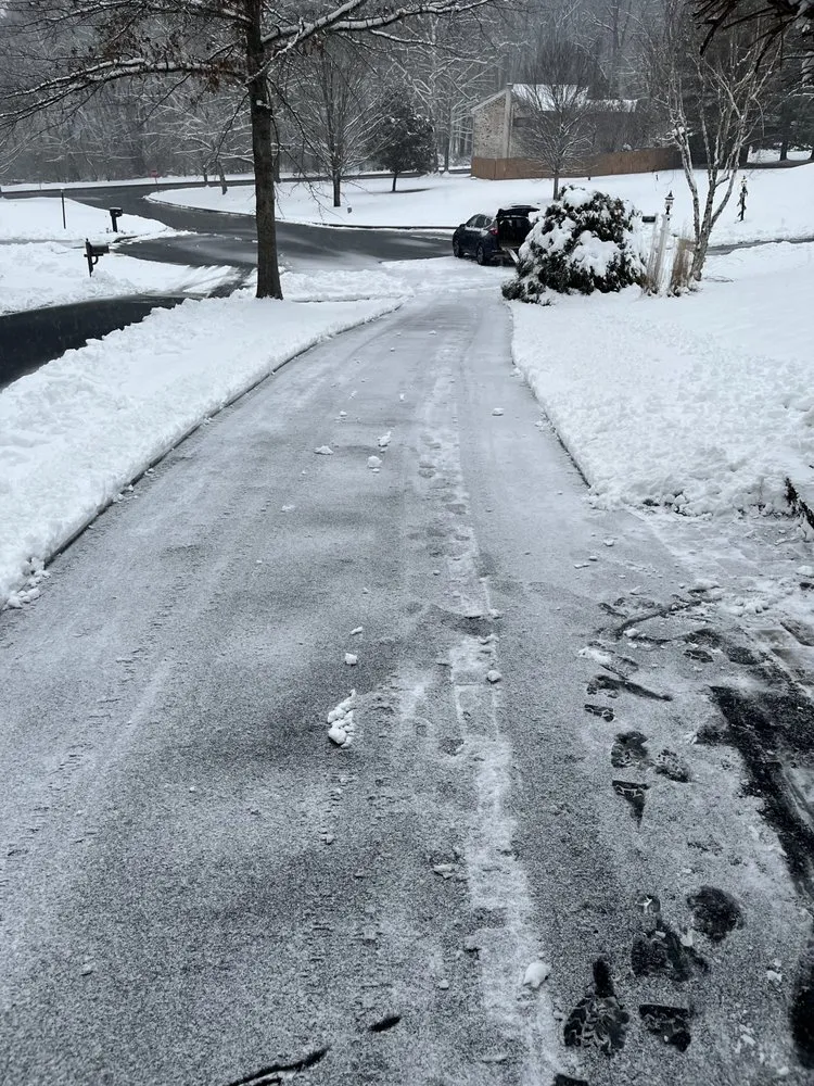 Top-rated lawn mowing service in Downingtown, PA - Top Marks Handyman