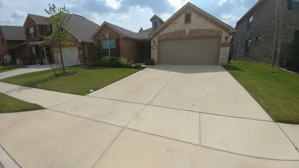 Expert lawn mowing service for beautiful yards in Keller, TX by Top Mowing