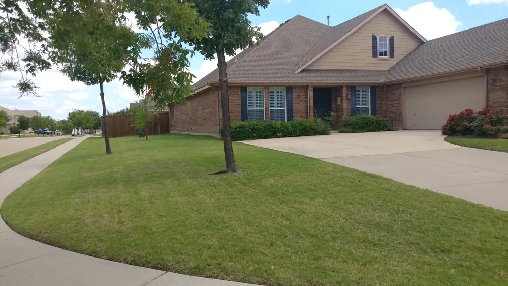 Top-rated yard maintenance experts serving Keller, TX - Top Mowing
