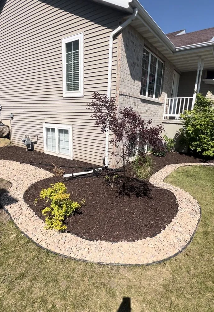 Affordable landscaping services experts serving Sun Prairie, WI - Top Notch Cleaning & Landscaping