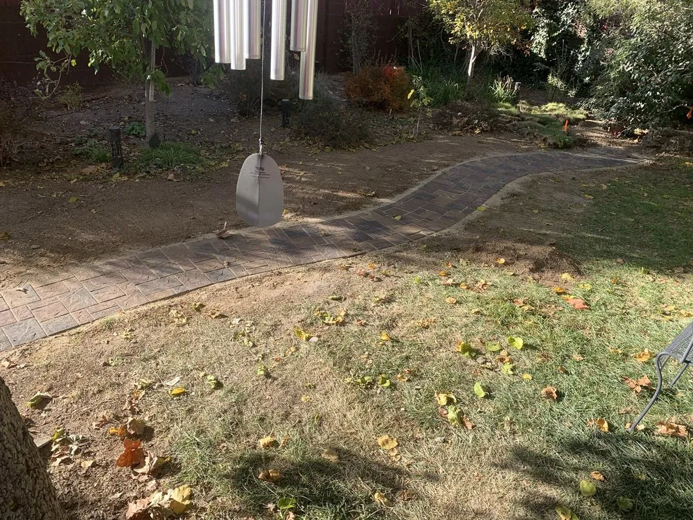 Affordable yard maintenance experts serving Albuquerque, NM - Top Notch Custom Landscapes