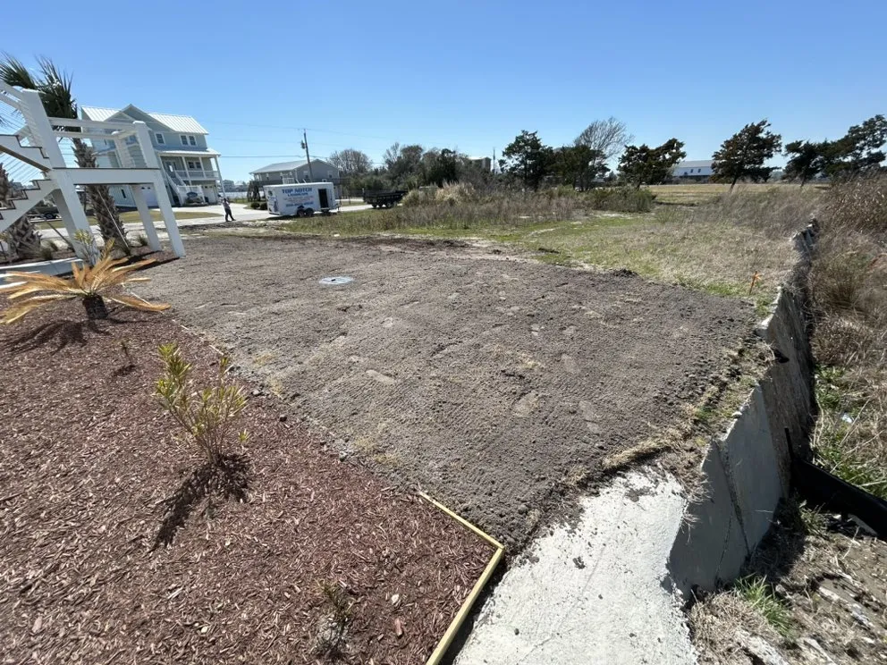 Expert yard maintenance in Sneads Ferry, NC - Top Notch Landscape