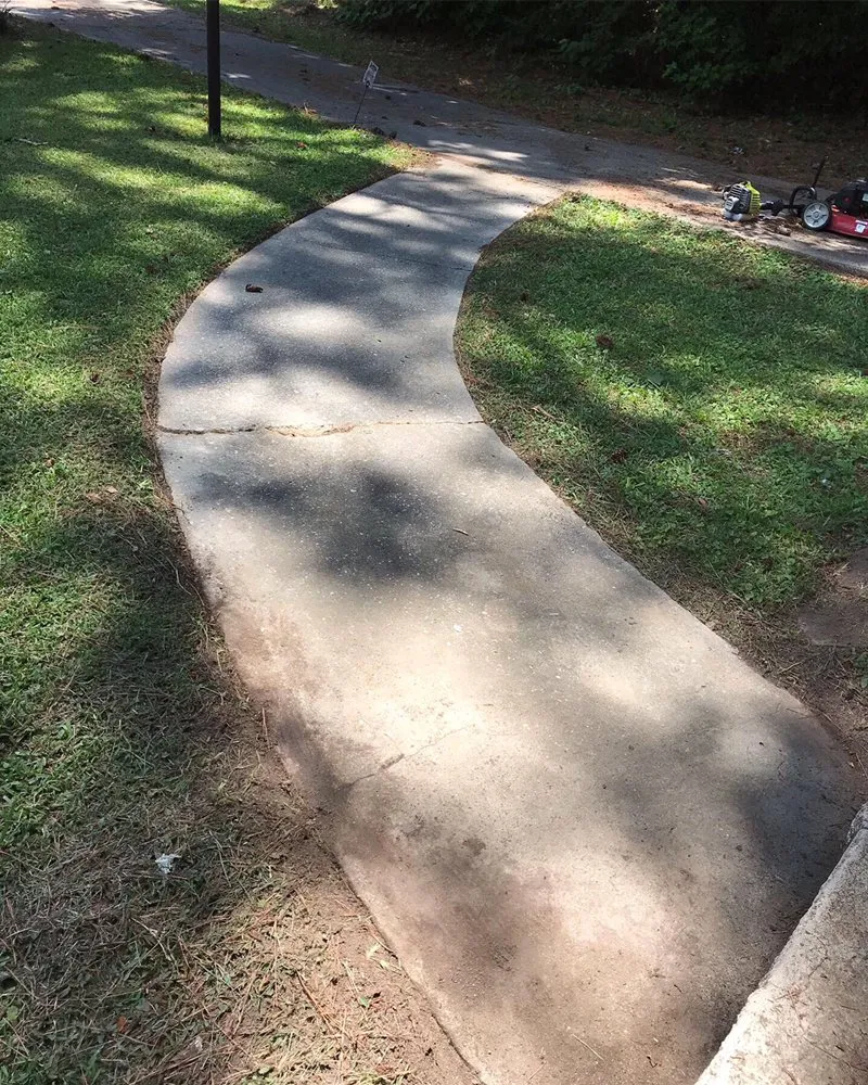 Expert residential landscaping in Atlanta, GA - Top Notch Landscaping and Pressure Washing