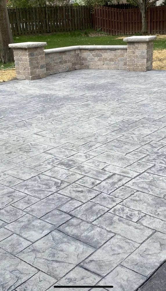 Custom outdoor landscaping with custom design in North Ridgeville, OH by Top Notch Landscaping