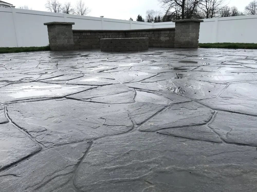 Affordable residential landscaping in North Ridgeville, OH by Top Notch Landscaping