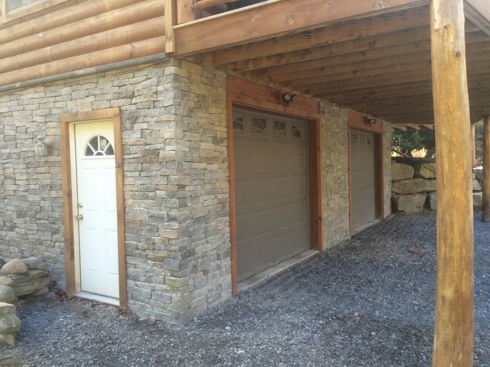 Custom garden landscaping experts serving Schuylerville, NY - Top Notch Landscaping