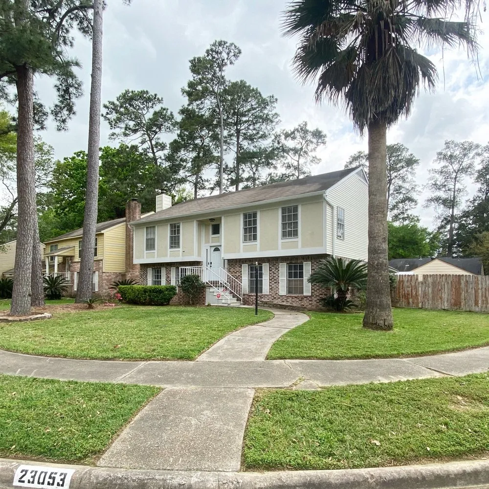 Top-rated landscaping services in Humble, TX - Top Notch Lawn Care