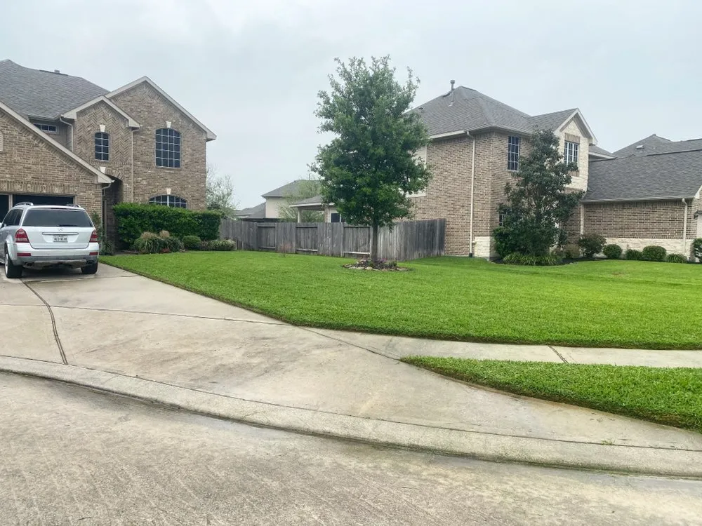 Top-rated outdoor landscaping experts serving Humble, TX - Top Notch Lawn Care