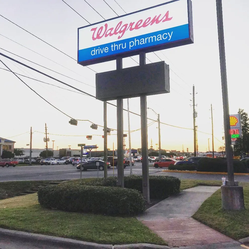 Expert garden landscaping experts serving Humble, TX - Top Notch Lawn Care