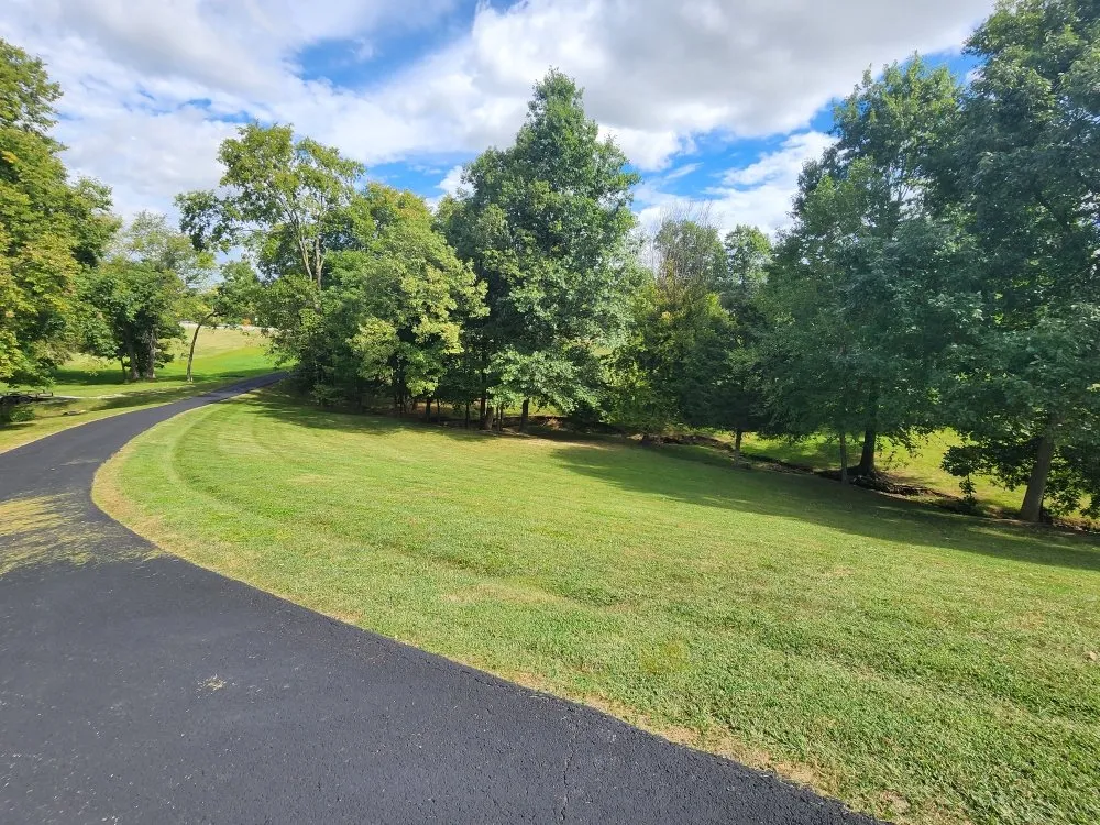 Custom residential landscaping for beautiful yards in Lebanon, KY by Top Notch Lawn Maintenance