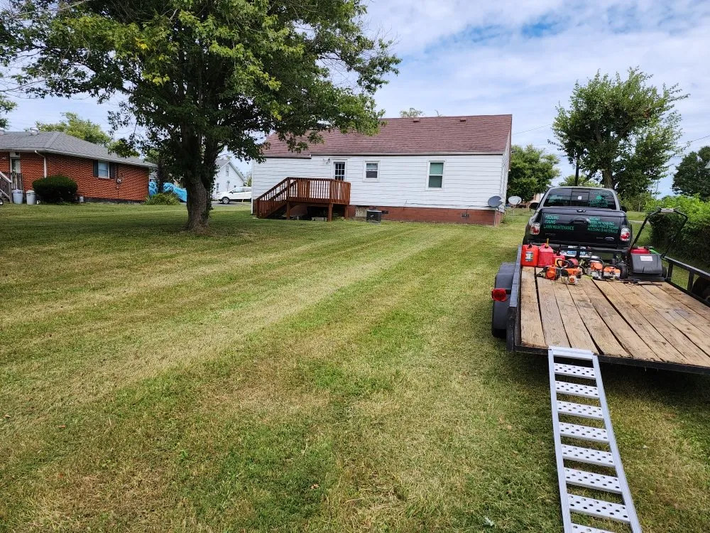 Local landscaping services in Lebanon, KY by Top Notch Lawn Maintenance