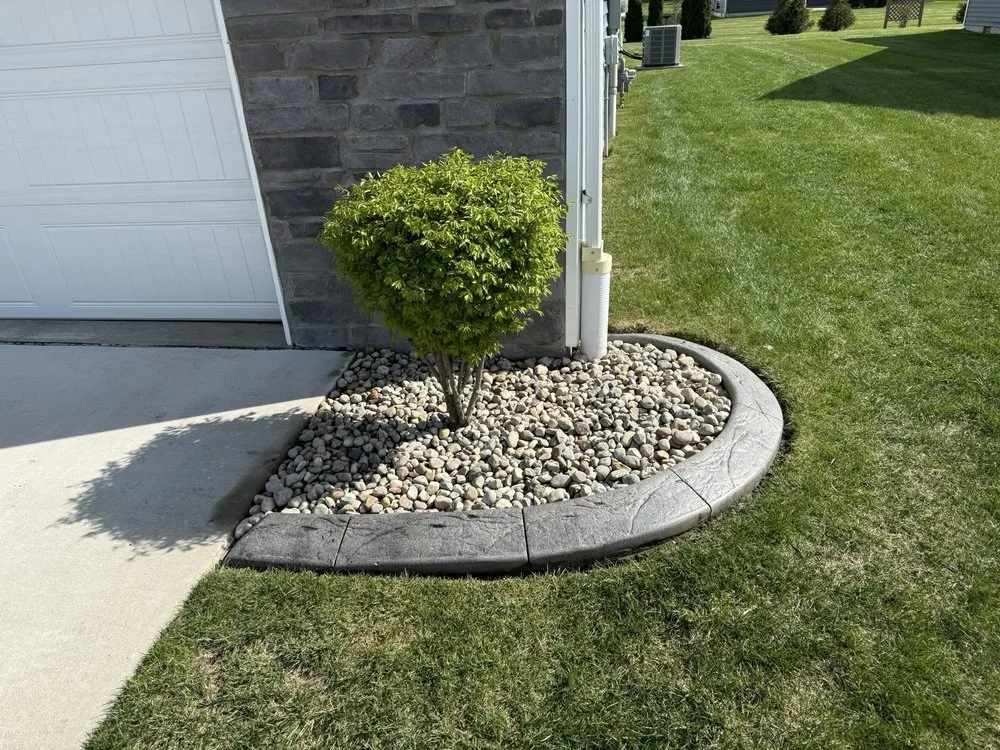 Affordable garden landscaping in Perrysburg, OH - Top Notch Lawn Maintenance