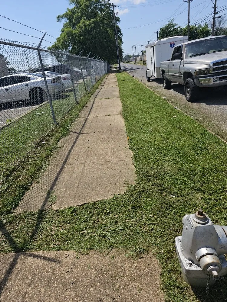 Expert outdoor landscaping in Horn Lake, MS - Top Notch Lawn Services