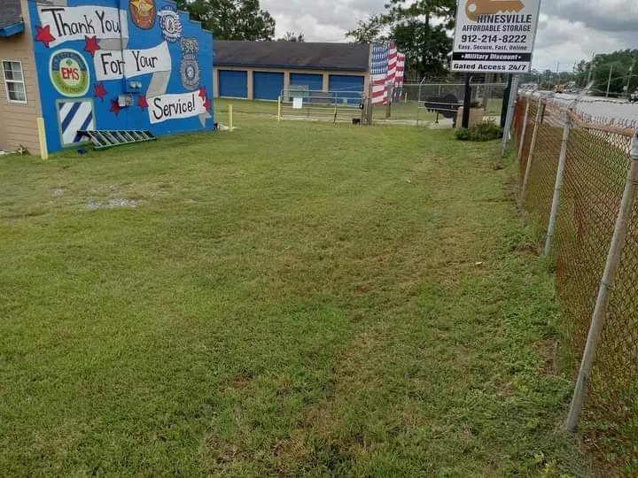 Affordable outdoor landscaping experts serving Ludowici, GA - Top Notch Lawncare & Landscapes