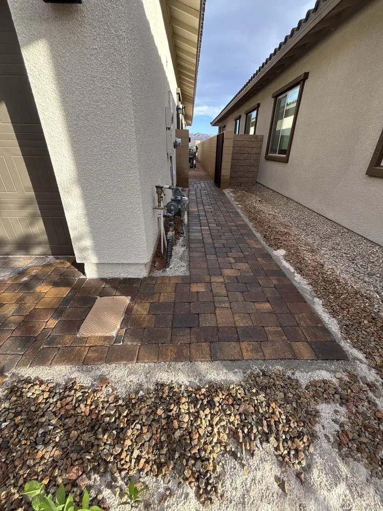 Reliable lawn mowing service for beautiful yards across Las Vegas, NV - Top Notch Lawncare And Irrigation