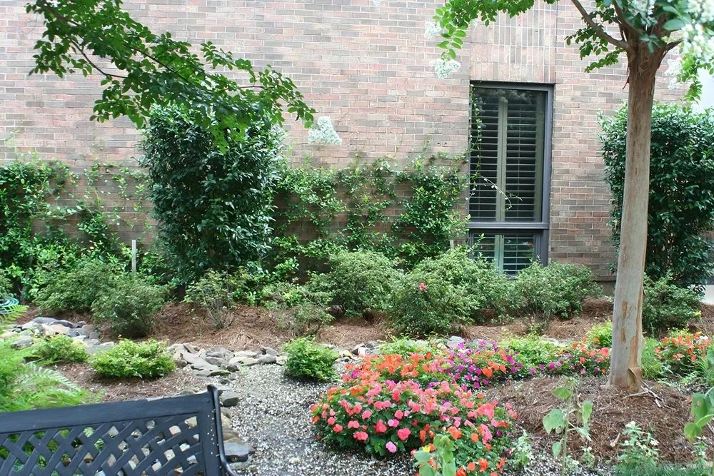 Trusted residential landscaping in Montgomery, AL by Top Notch Lawns