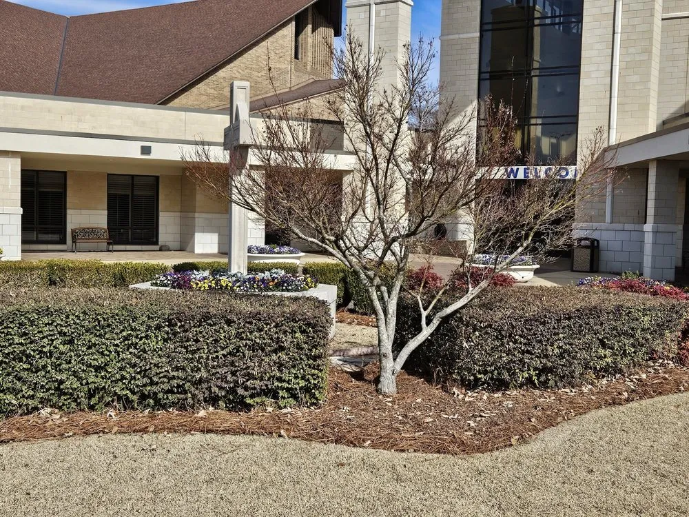 Expert outdoor landscaping in Montgomery, AL by Top Notch Lawns