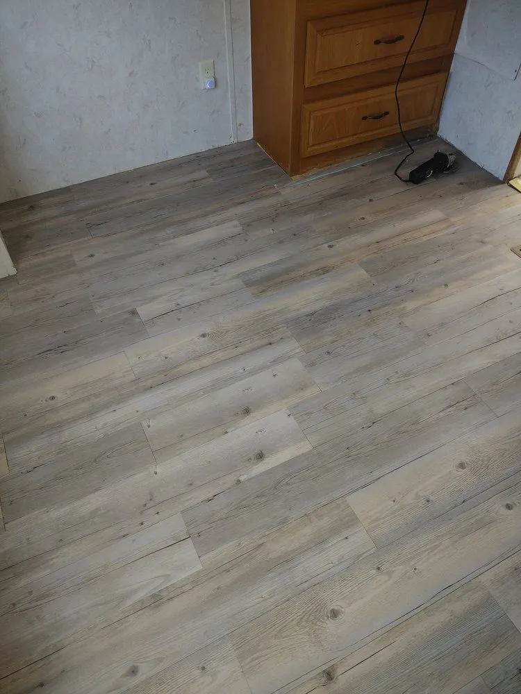 Custom yard cleanup service experts serving Bullhead City, AZ - Top Notch Lot Cleanup And Handyman Services