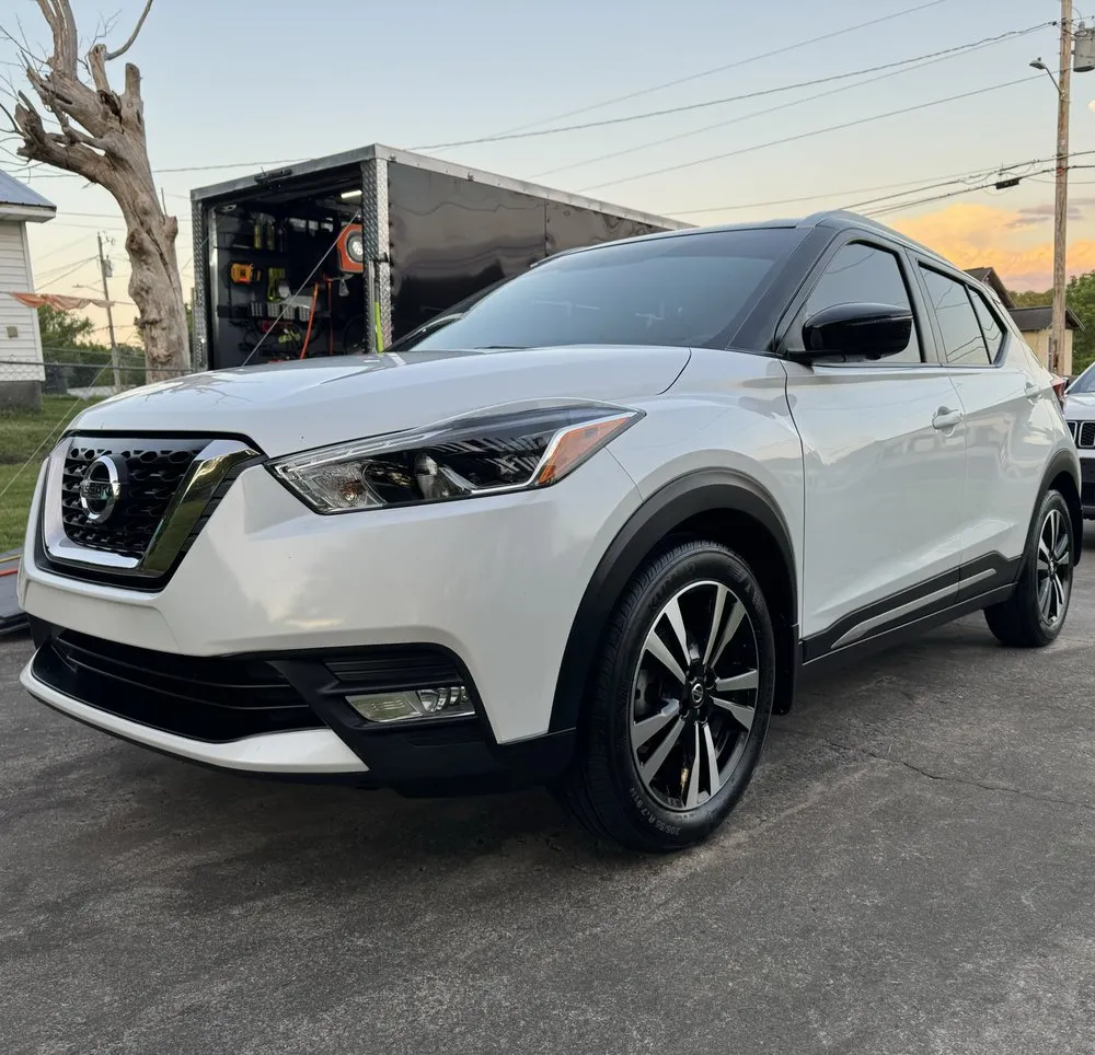 Custom landscaping services for homes across Jonesborough, TN - Top Notch Mobile