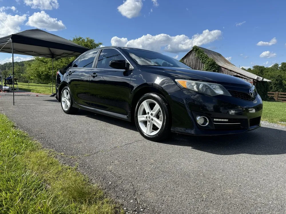 Expert landscape installation experts serving Jonesborough, TN - Top Notch Mobile