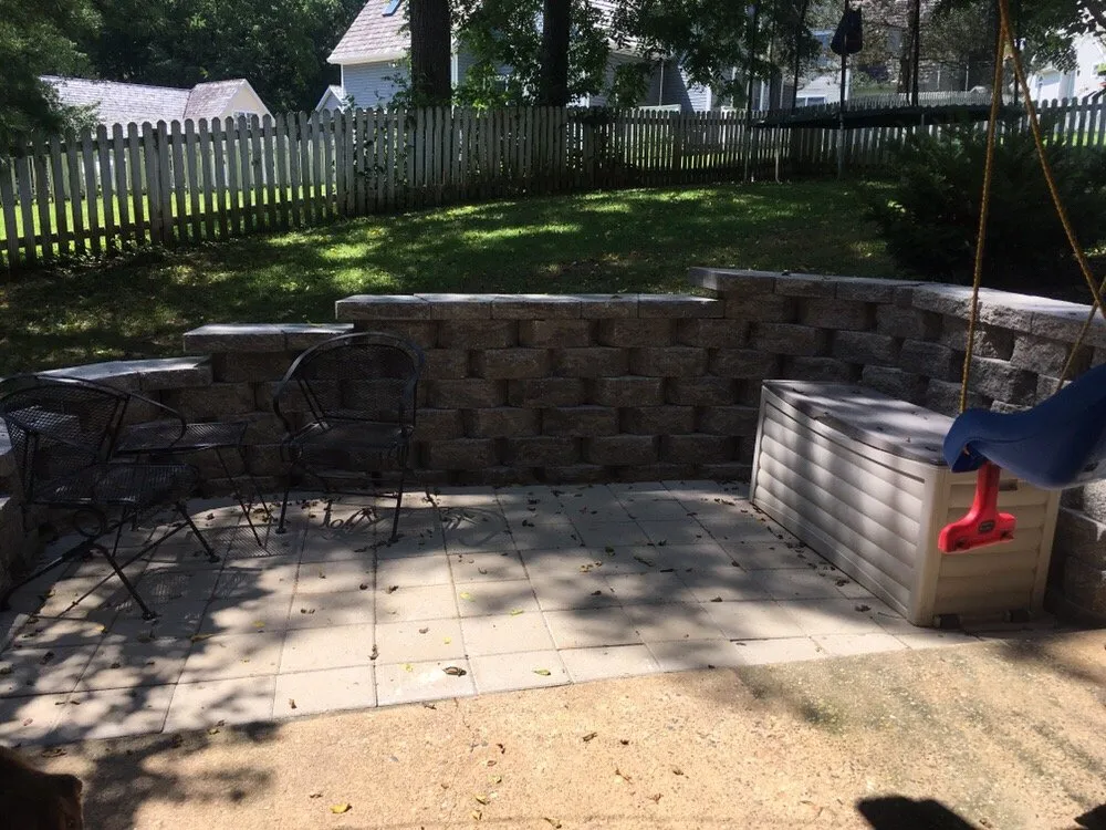 Professional landscaping services for residential properties in Bloomington, IN by Top Notch Mowing and Landscapes