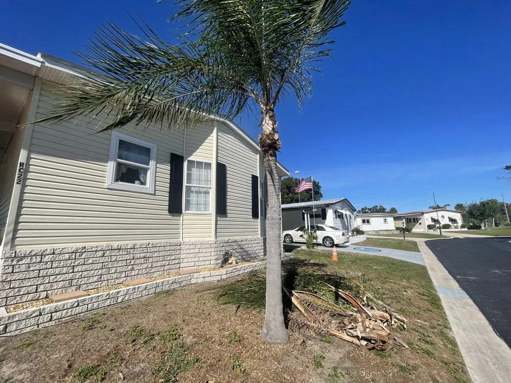 Custom residential landscaping experts serving Bradenton, FL - Top Notch Quality Tree Care