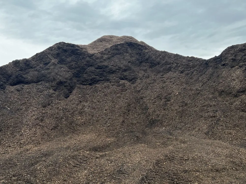 Reliable lawn care service for year-round maintenance across Lake Zurich, IL - Top Notch Services