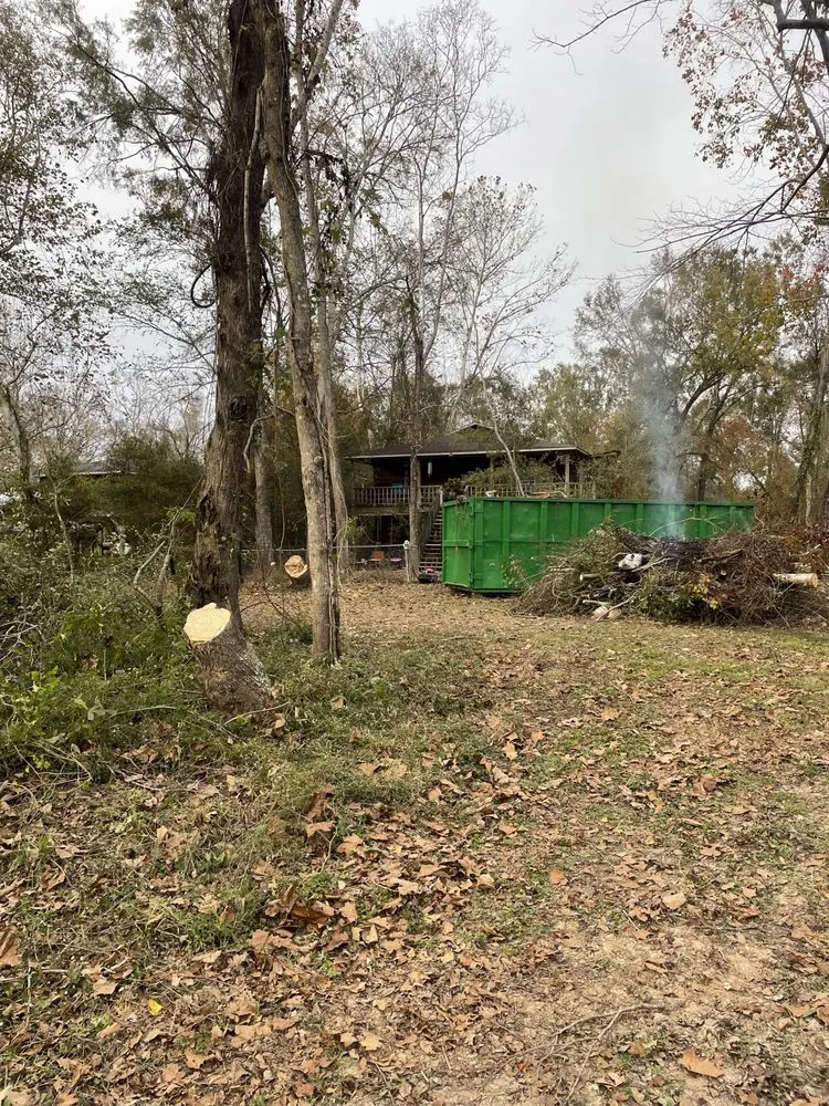 Custom lawn care service experts serving Lucedale, MS - Top Notch Tractor & Tree