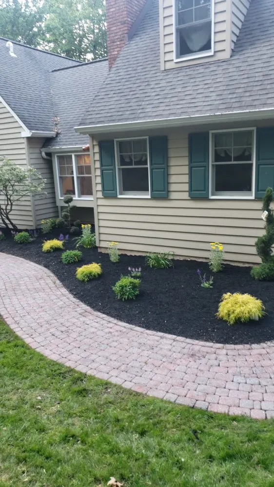 Expert garden landscaping with custom design across Warminster, PA - Top Notch Tree Care and Landscaping