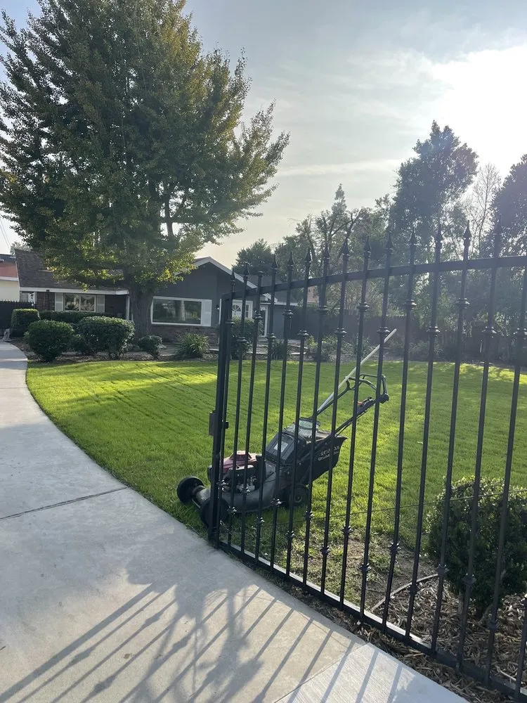 Affordable garden landscaping for year-round maintenance in Colton, CA by Top Notch Tree Services