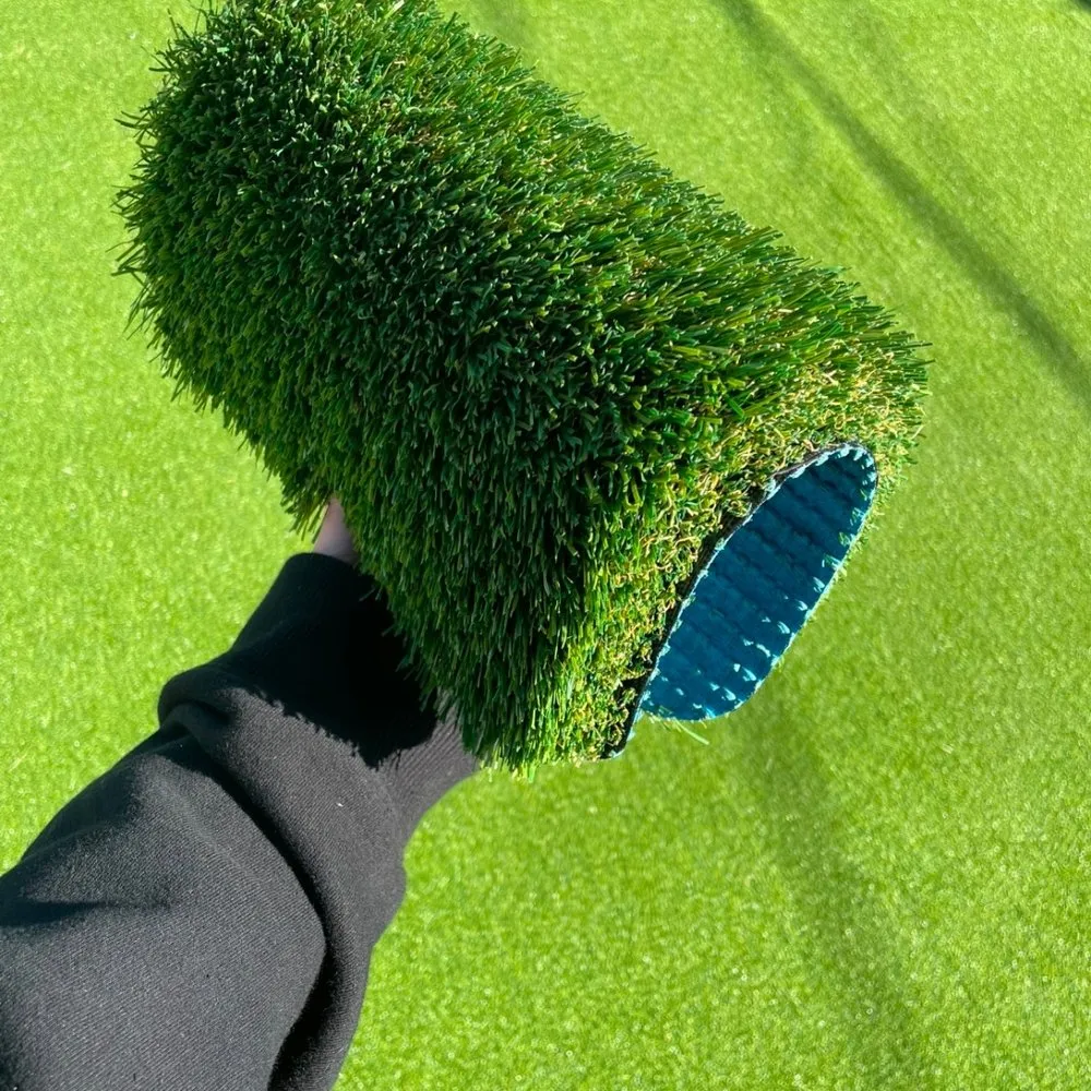 Professional lawn care service experts serving Hesperia, CA - Top Notch Turf & Supply