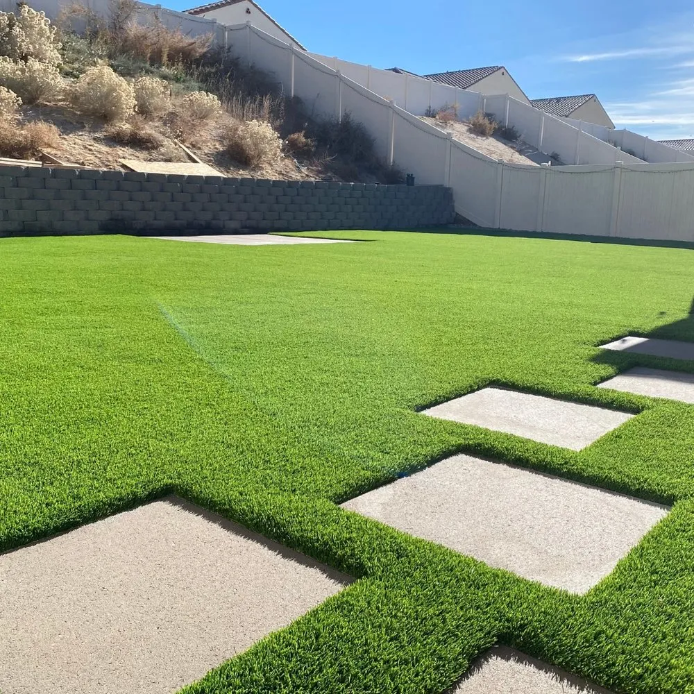 Local yard maintenance in Hesperia, CA - Top Notch Turf & Supply